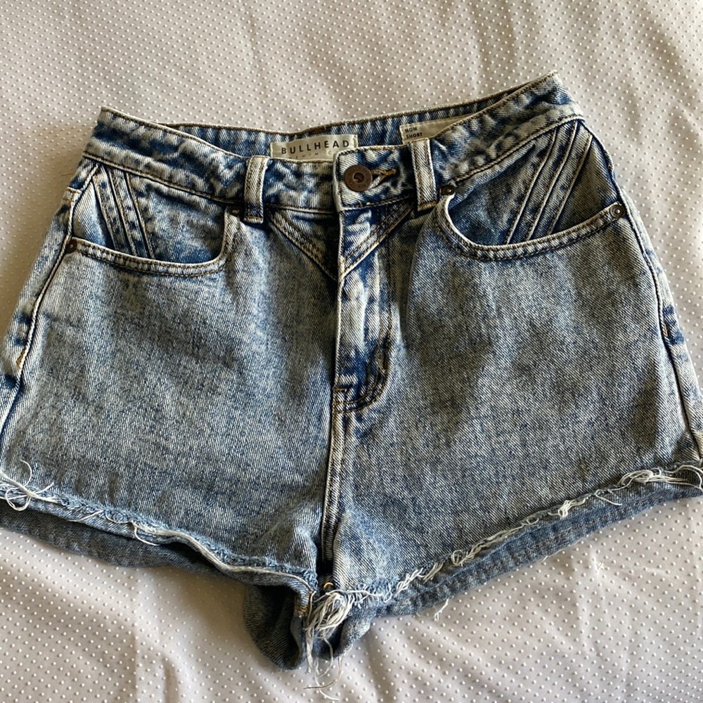 Bullhead Mom Shorts